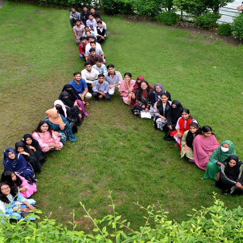 Image - A group of youth forming a Y